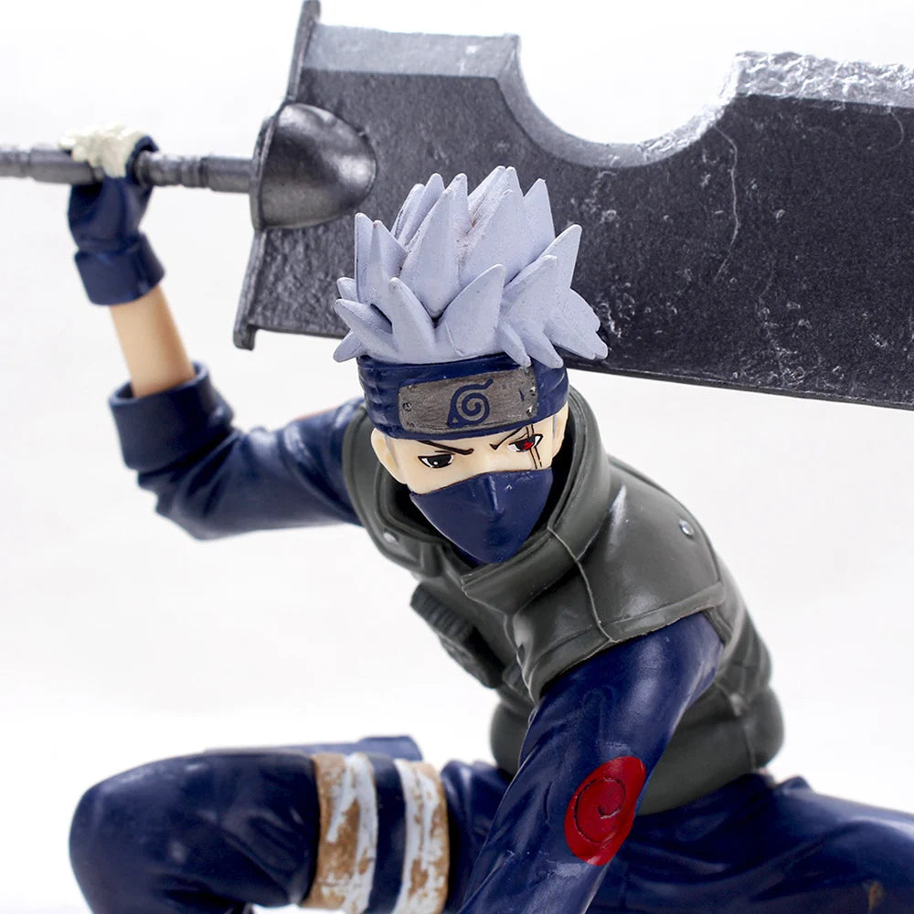 Kakashi Hatake — Naruto Figura Colecionável PVC 15-25cm