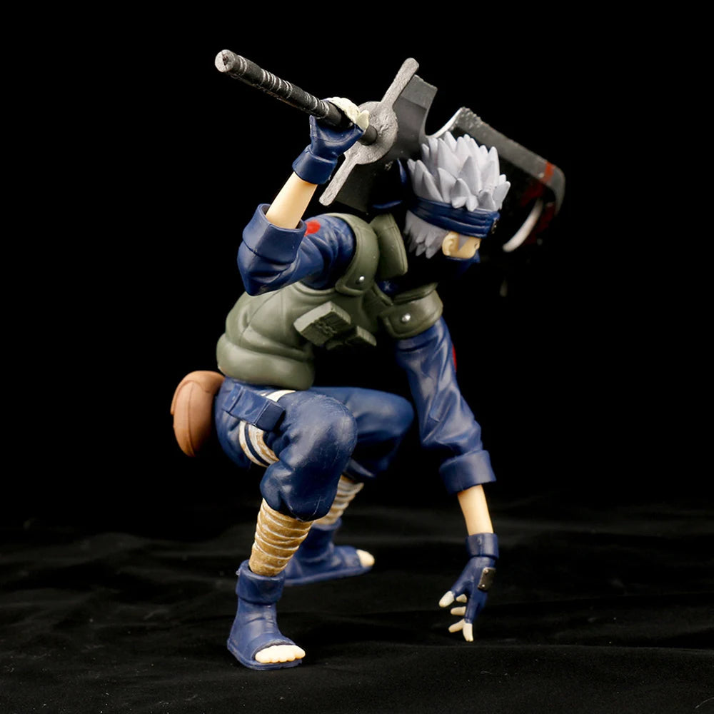 Kakashi Hatake — Naruto Figura Colecionável PVC 15-25cm