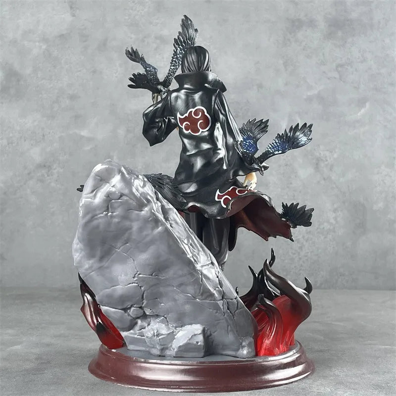 Estátua Uchiha Itachi 28cm — Naruto Shippuden PVC Bandai
