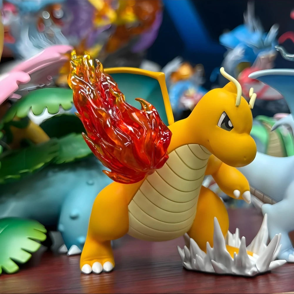 Dragonite Fire Punch — Pokémon Figura Colecionável PVC 10cm
